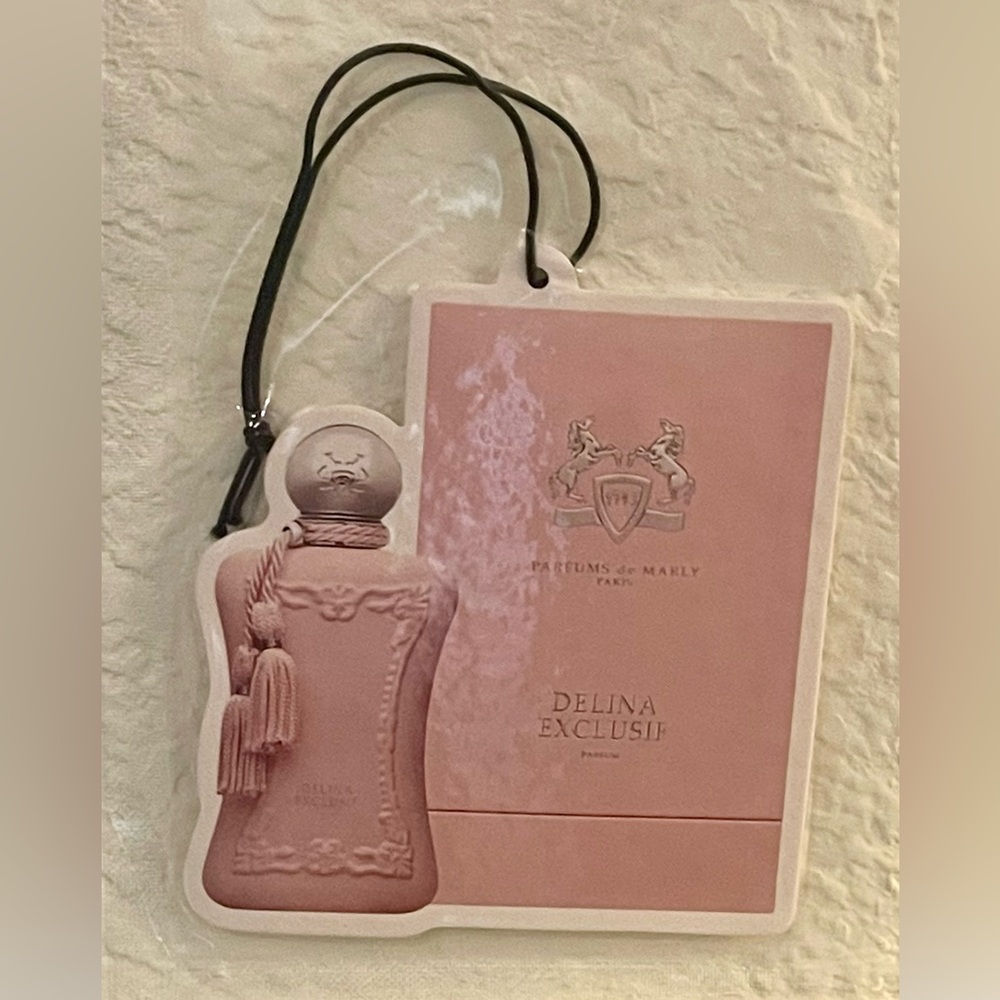 NEW DELINA CAR AIR REFRESHER